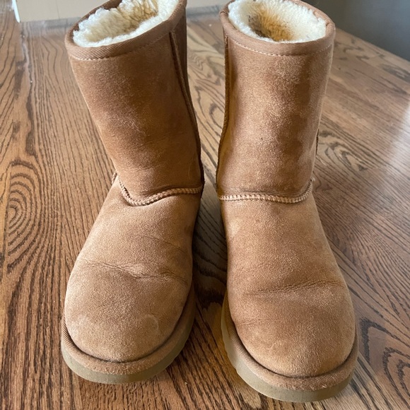 UGG Chestnut Suede Classic Short Slippers - Picture 2 of 5
